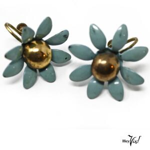 Vintage Turquoise Flower Screw Back Earrings Enamel on Metal 1" Across - Hey Viv
